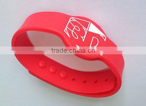 Factory price colorful silicone rfid bracelet/rfid chip tag waterproof custom wristband