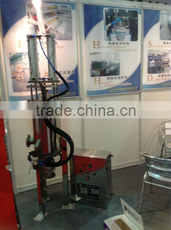 Automatic cleaning filter