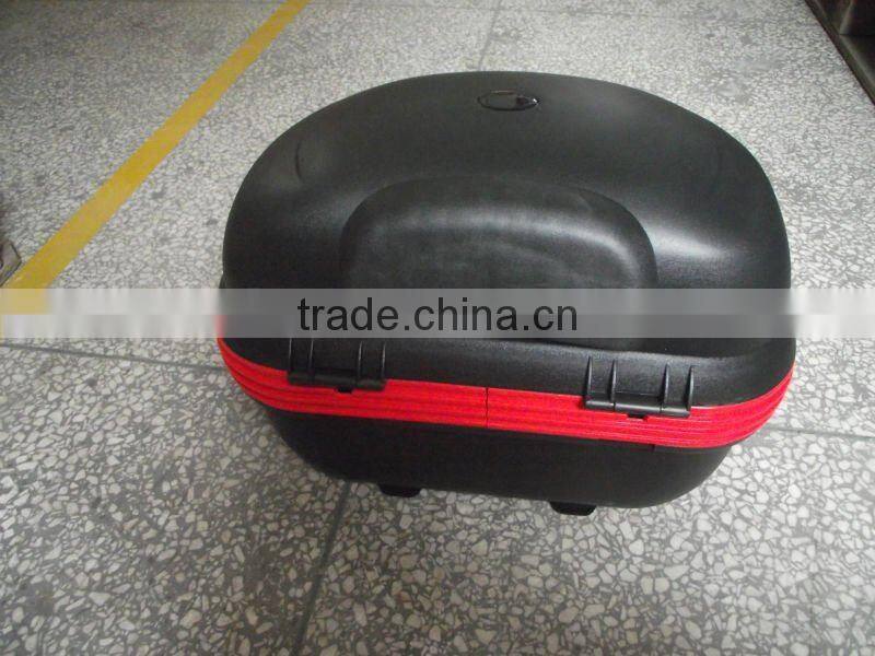 Motorcycle luggage storage