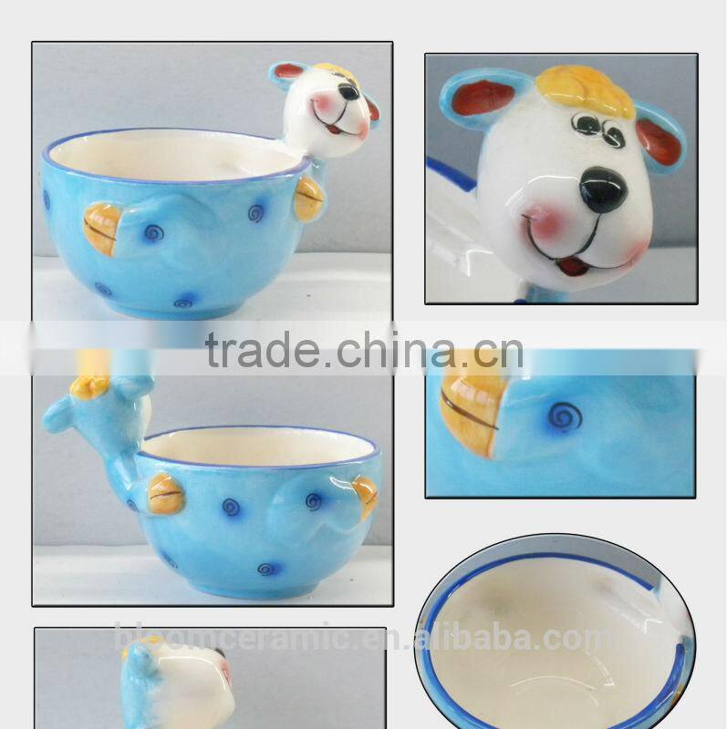 2014 lastest low price ceramic animal handle bowl