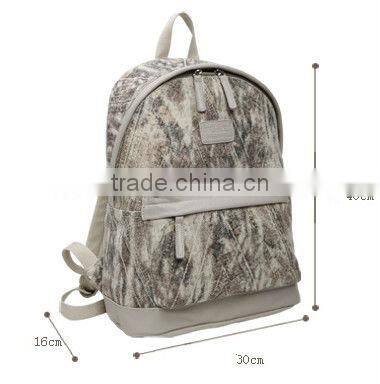 (OEM) exquisite canvas western style casual school backpack