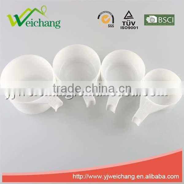 WCE6020 Kitchen Measuring Cups (red Set Of 4),plastic material