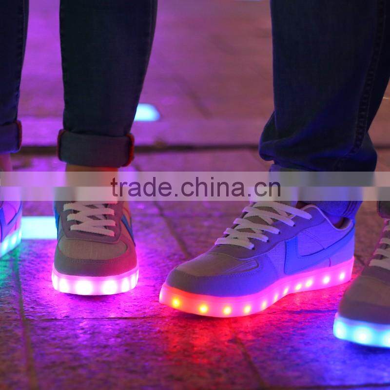 alibaba low cost lighted sneakers ,sneakers with led light for adults and kids, light up platform sneakers with led shoes
