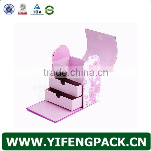 Guangzhou factory custom high-grade portable cardboard box with handle