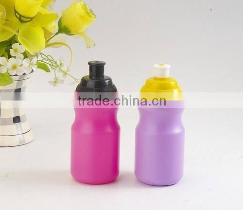 BPA free 350ml student use drinkware type plastic sports water bottle with dust-proof lid