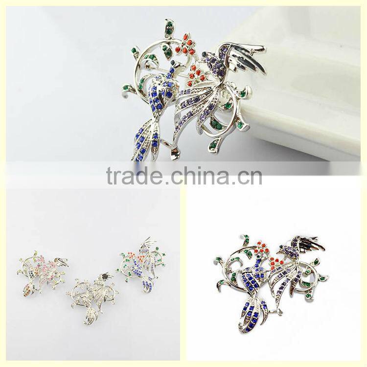Alibaba express fashion rhinestone cheap wholesale brooch China