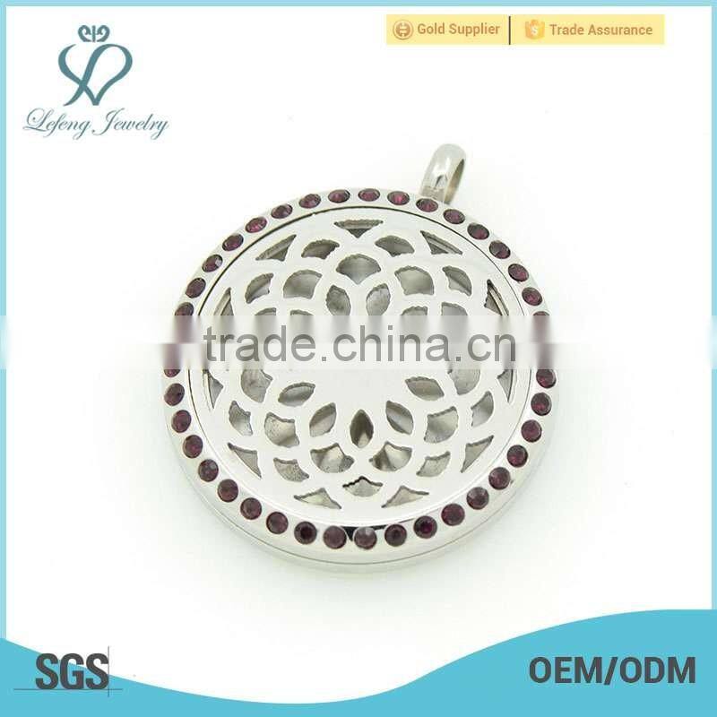 Top sale essential oil diffuser locket,flower shaped pendant necklaces,perfume locket wholesale
