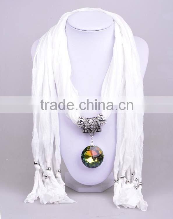 2016 Hot Sale Retail/wholesale 10 different colors Cotton colorful round Pendant Women Winter Scarf Necklace (SC150063)