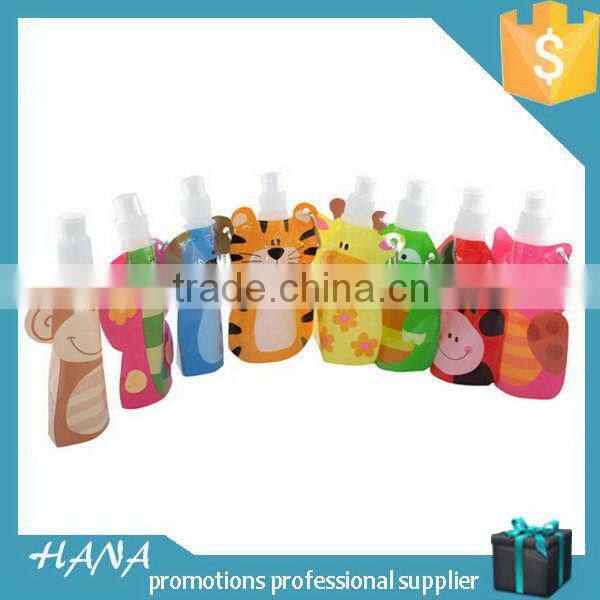 Design antique football plastic sport bottle