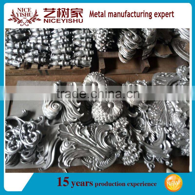 China ornamental wrought iron window grills design