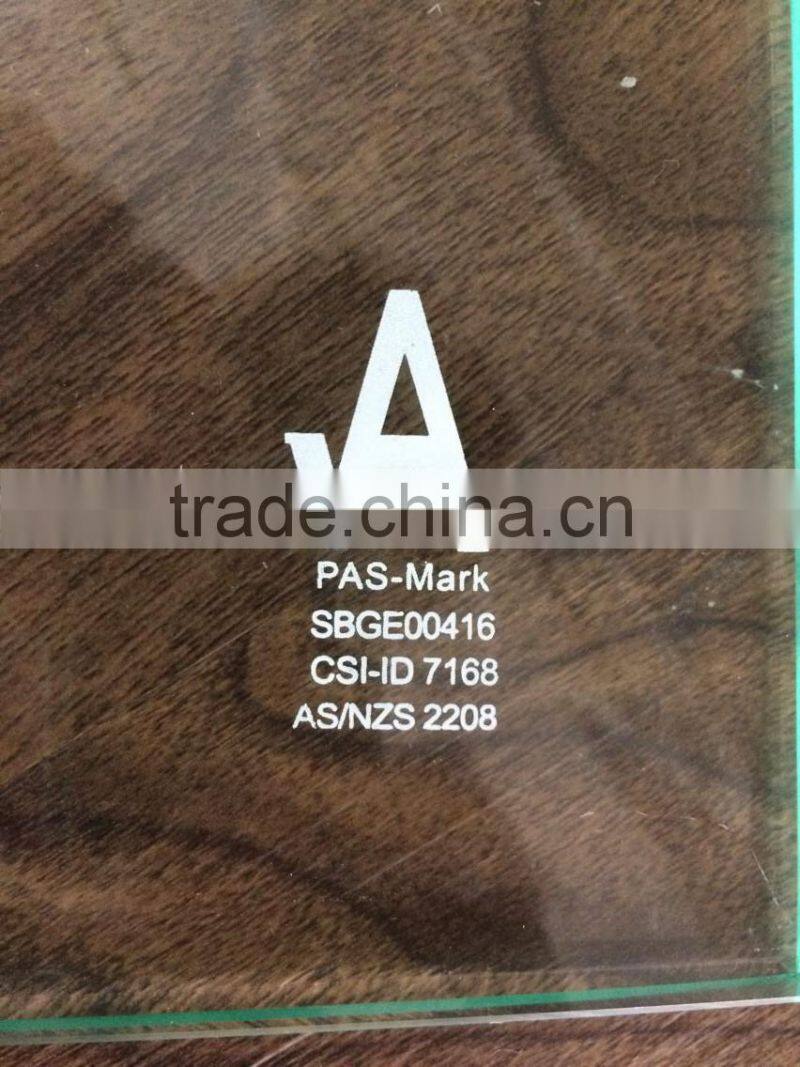 Modern Glass Shower Enclosure Design With Stainless Steel Handle With Glass Sliding Door