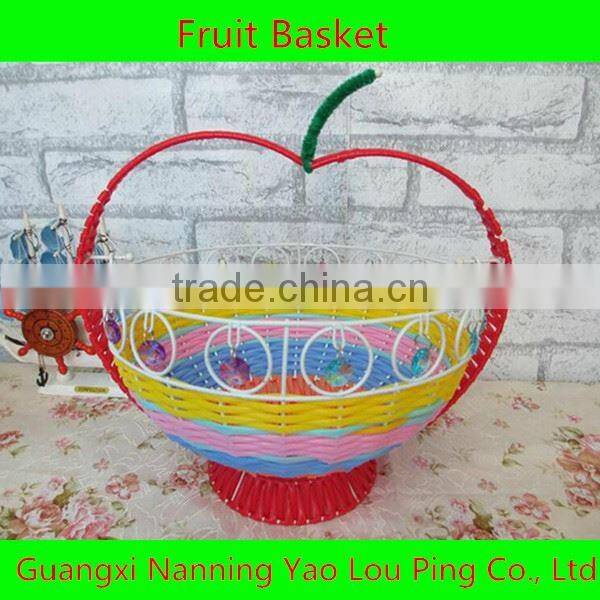 home and garden decor metal plant hanger planter with bracket wrought iron crafts metal plant Hanging Basket