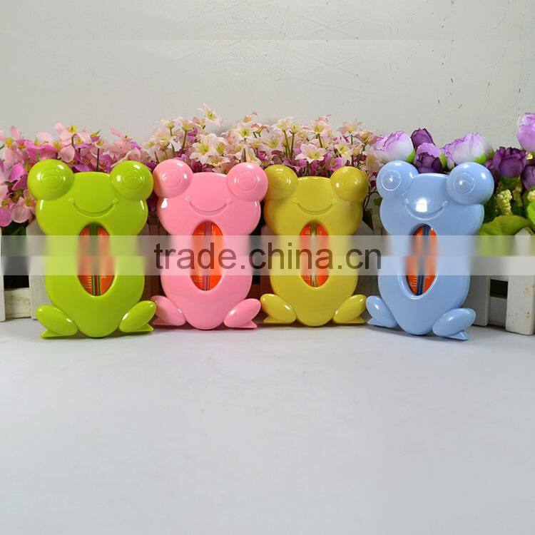 J308Hot sell lovely cartoon style temperature gauge