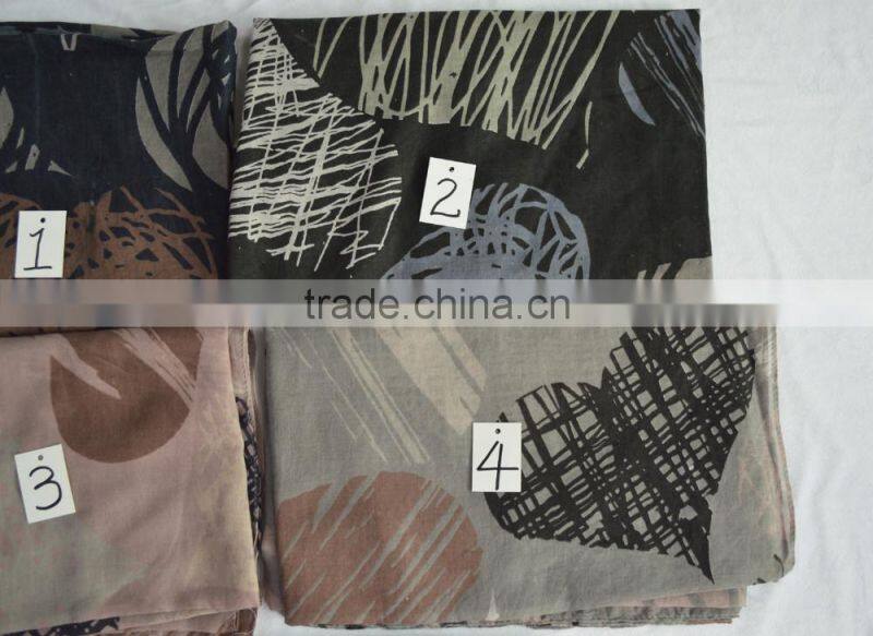 Fashion new coming 100%rayon ladies print heart latest scarf