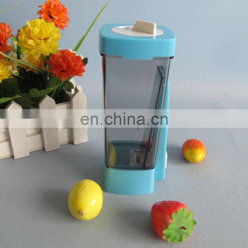 2014 new product fashion ration seasoning bottle