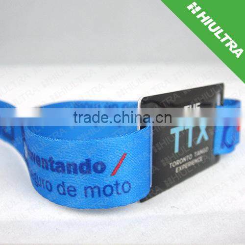 NFC Contactless rfid silicon bracelet for children tracking