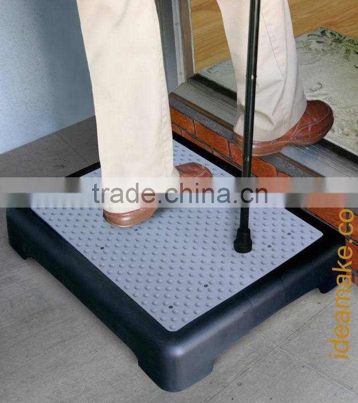 SGS safety approval mobile plastic safety steps great for Elderly Care,use indoors or out