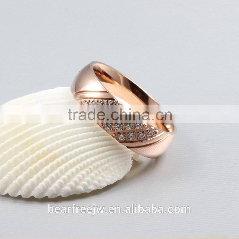 Korea Style Diamond Solitaire Women's Spikes Stainless Steel Engagement Rings Terminal Rose Gold Plated CZ Stripes for Ladies