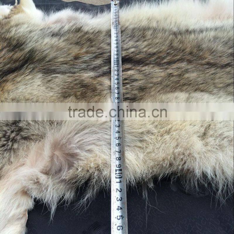 China Wholesale Raw wolf Fur / Real wolf Fur Skin / Natural Wolf pelt