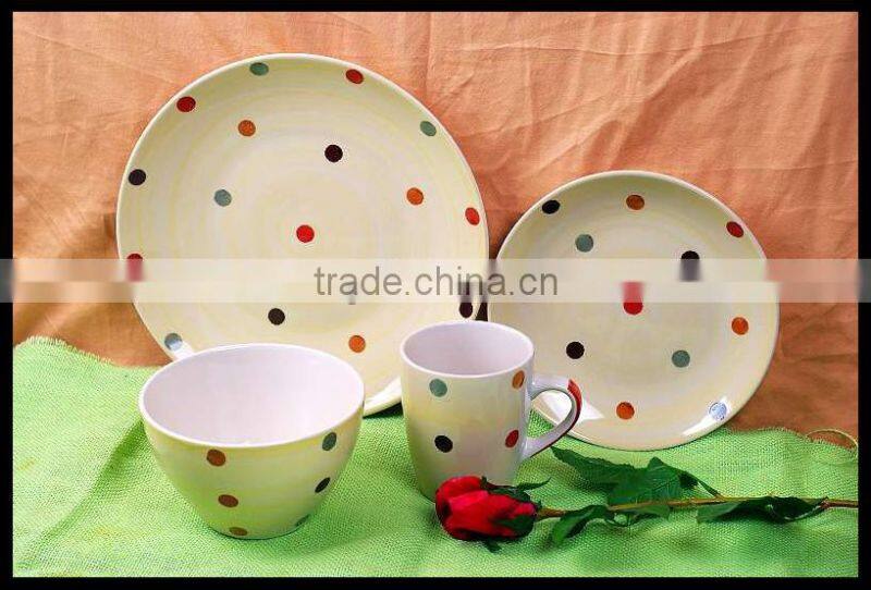 dots design stoneware tableware made in China 16pcs ceramic dinnerware and stoneware dinner set