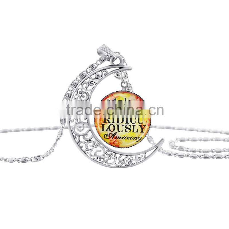 High Retro Sweater Chain Pendant Yin Yang Pattern Glass Cabochon Necklace