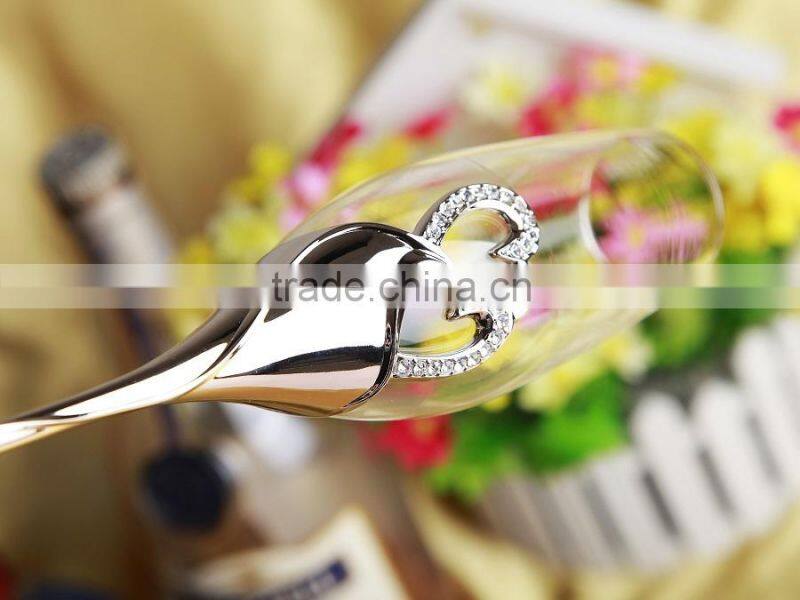high quality toasting wine glasses set cheap heart shape champagne flutes/glasses crystal wedding goblet for love and gifts