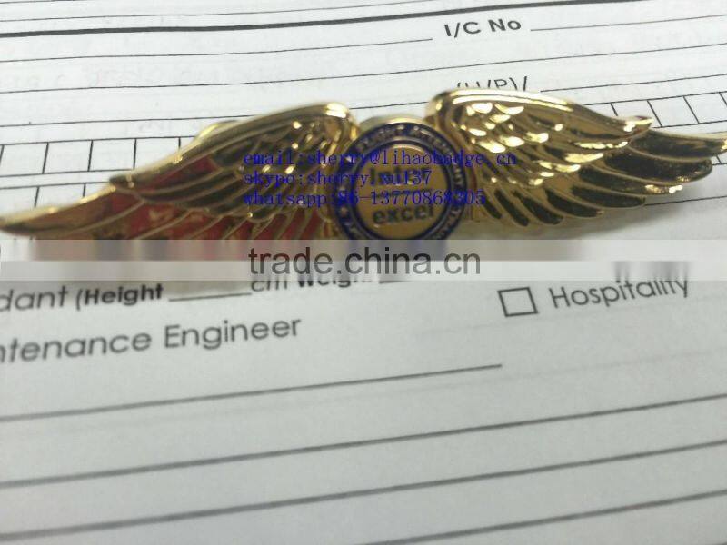 High quality gold plating custom gold wing pilot lapel pin bagde