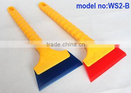 ice scraper to remove ice and snow