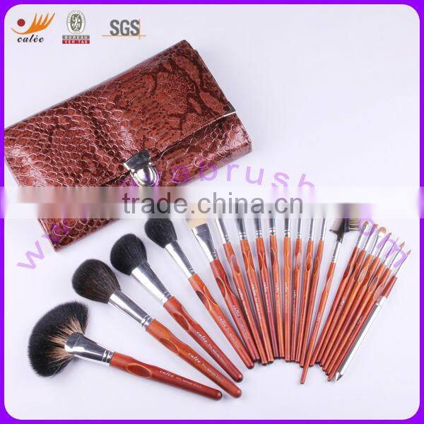 21pcs Natural Hair Wood Handle Professional Makeup Brush Set with Faux Crocodile Skin Bag