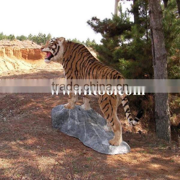 Custom anime figure sculpture zoo jungle animal wild animal toys tiger
