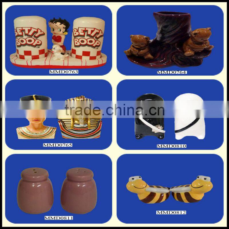 Japan Pink Gibson Ceramic Custom Salt and Pepper Shaker