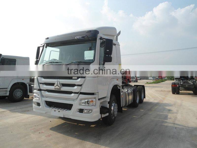 4x2/6x4 Tractor Truck Hot Sale! SINOTRUK HOWO Truck (ZZ3317N3867W)
