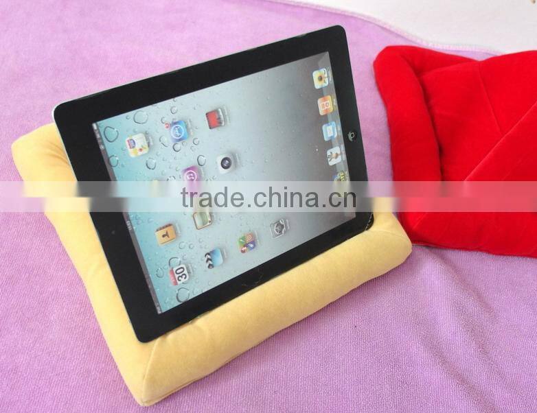 pyramid hands-free bookstand/book pillow/book stand