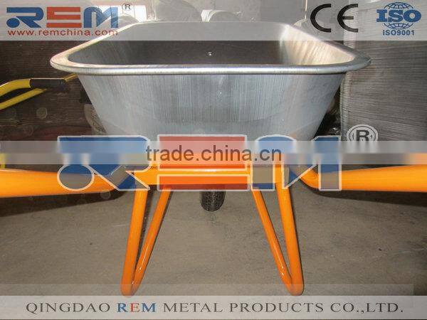 building gardening wheel barrow