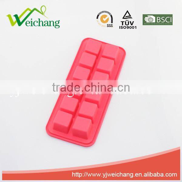 WCA095Silicone Mold Cake Tools Cake Mould Non-stick Bake ware Tools Premium Silicone Bundt Pan Red