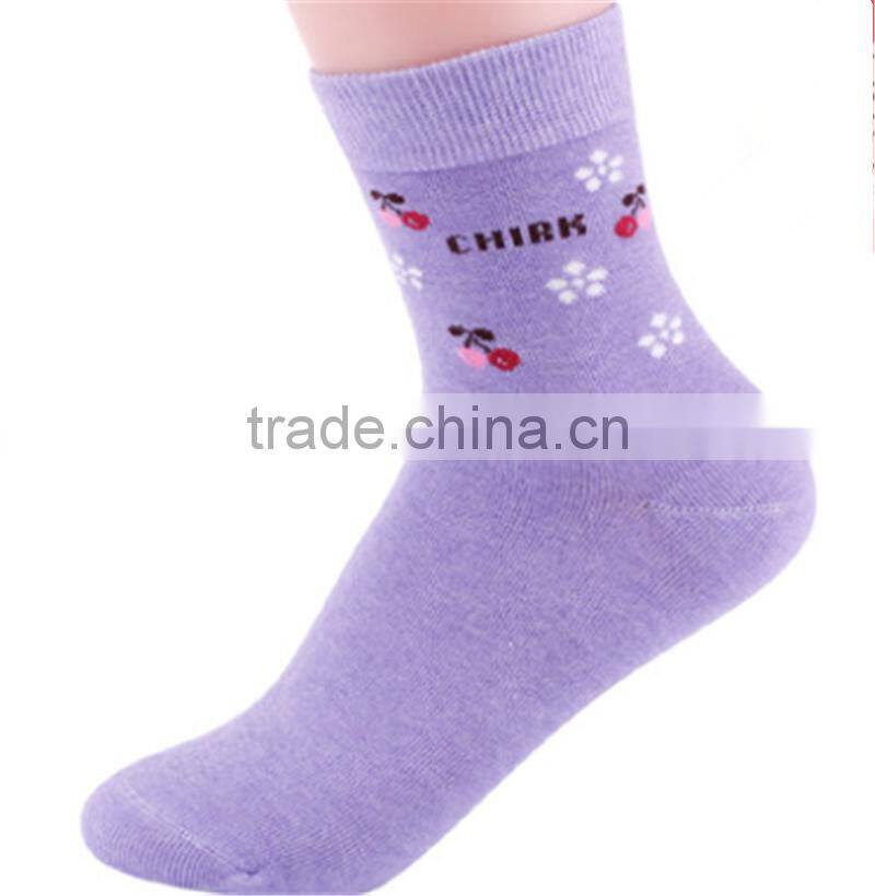Sell like hot cake women cherry patterned cotton socks