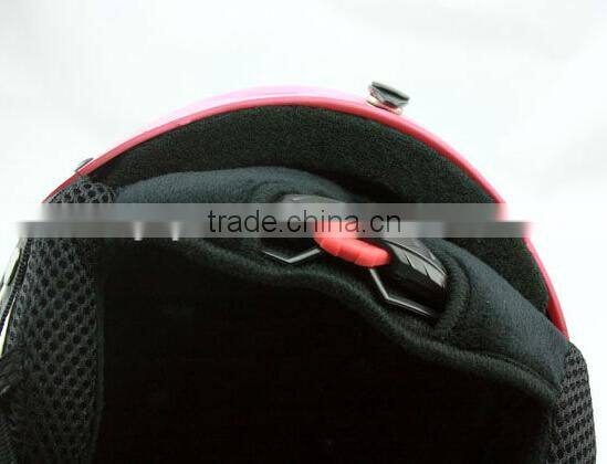 skiing helmet, ice skate helmet