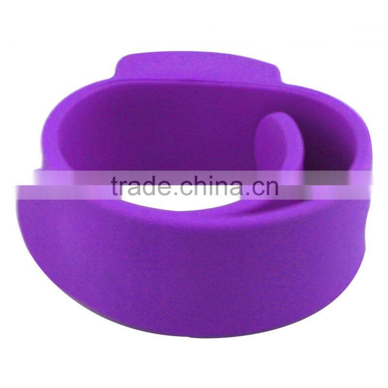 LP1141B_PU Cheapest promotion choice colorful silicone slap on LCD silicone ion watch
