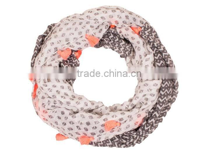 >>SS New design fashionable striped tassel infinity scarf/