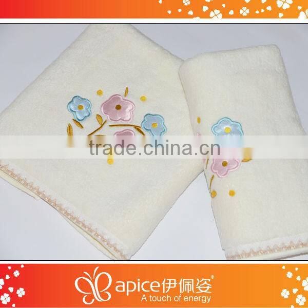 Applique embroidery 100% cotton towel set
