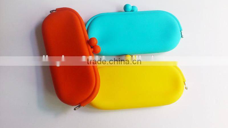 Silicone cosmetic bag,silicone pencil bag,silicone coin bag, silicone pencil case