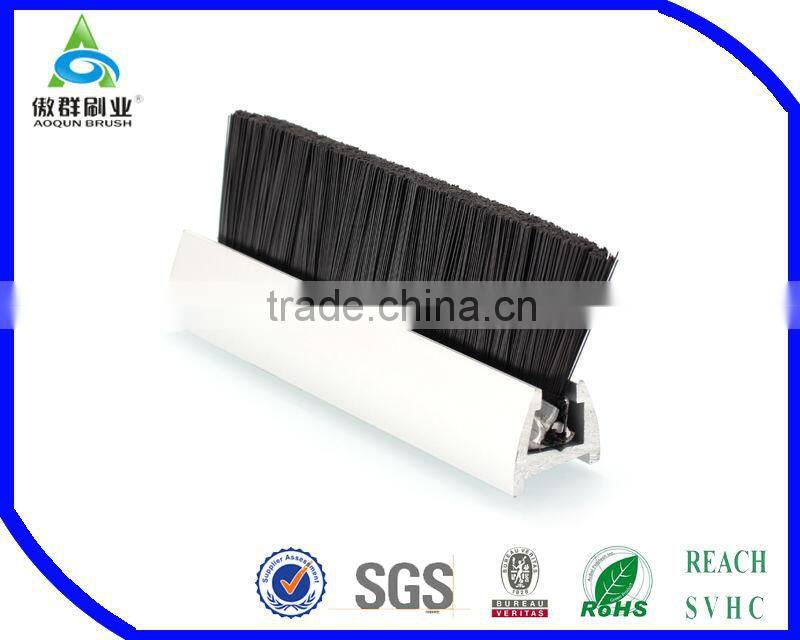 Aluminum Pedestal Deflector Brush Escalator Parts Strip Brush