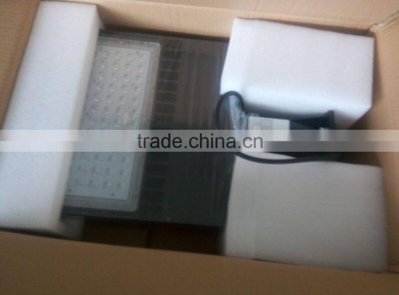 DLC ETL High lumen 300W led parking garage luminaires for car dealership