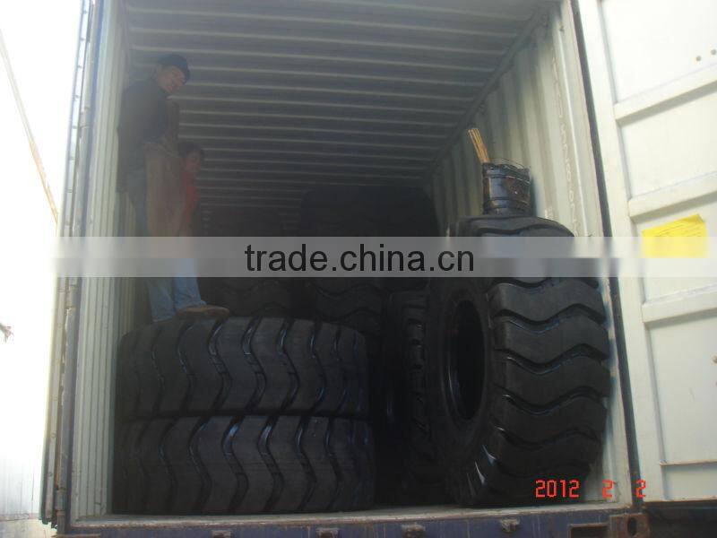 Military tyre 12.5-20