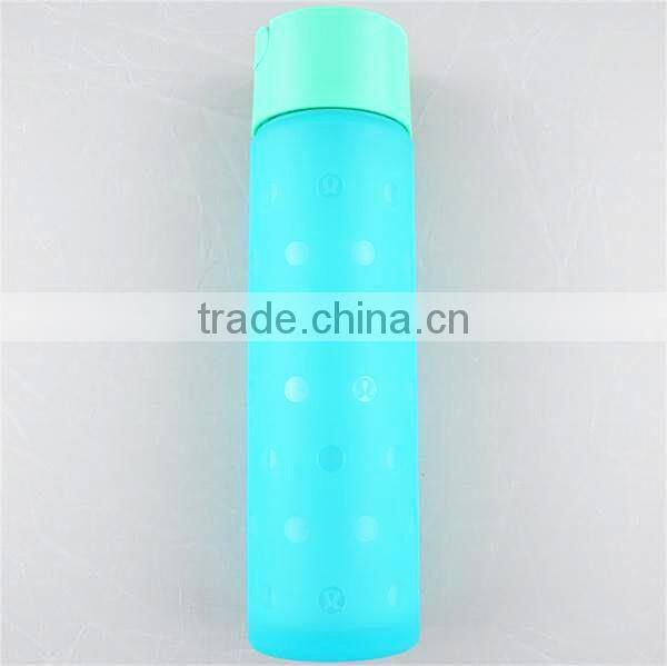See- through window glass water bottle with silicon gel protective sleeve