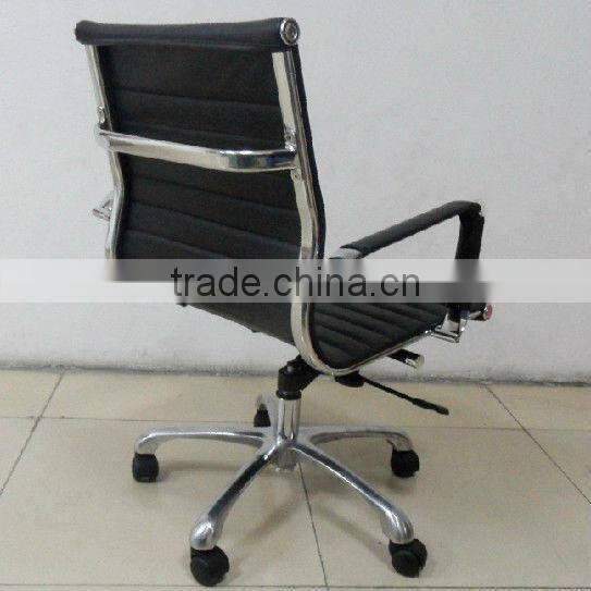 leather and chrome chairs (3013B)