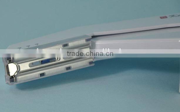 Disposable surgical skin stapler, sterilized skin stapler