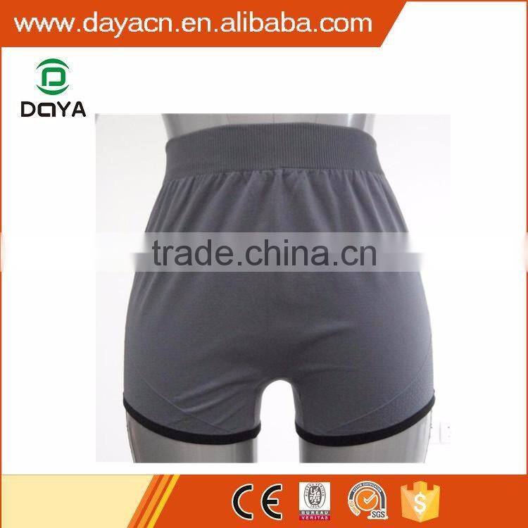 High quality fashionable gym wear seamless pure color yoga shorts