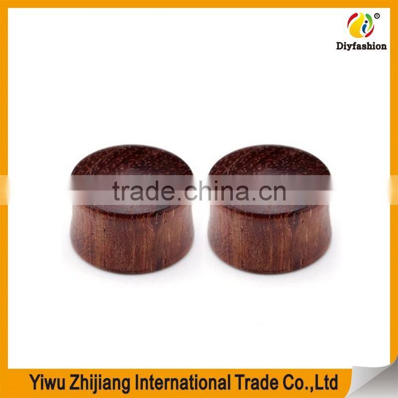 Concave Red Saba Wood Ear Plugs
