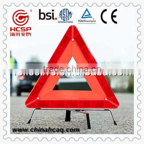 Road emergency warning reflective triangle